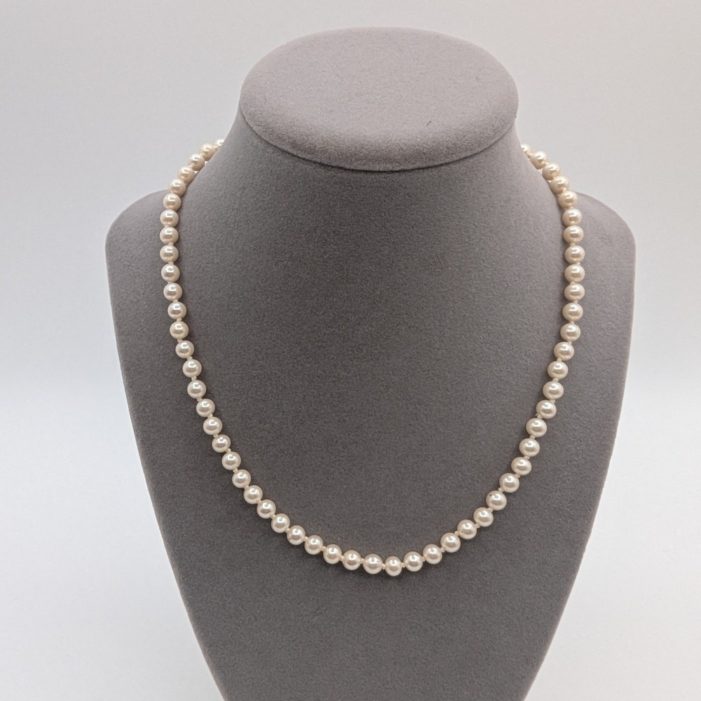 Vintage Style Cream Faux Pearl Necklace Gold Tone‎ Filigree Clasp 16 Inch Strand